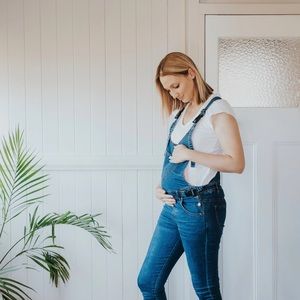 Mumsie: Maternity & Baby Carrier Overalls